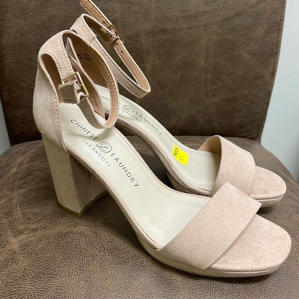 Chinese laundry heel size 7
